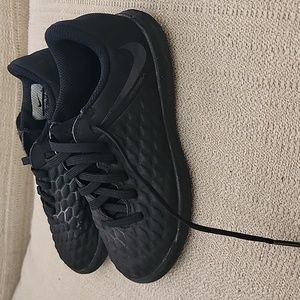 Nike Boys Hypervenom Phantom